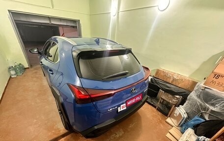 Lexus UX I, 2019 год, 3 100 000 рублей, 14 фотография