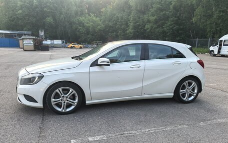 Mercedes-Benz A-Класс, 2014 год, 990 000 рублей, 6 фотография