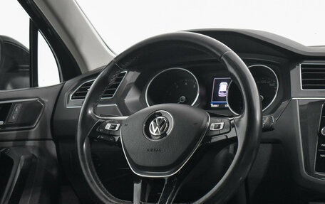 Volkswagen Tiguan II, 2018 год, 1 899 000 рублей, 14 фотография