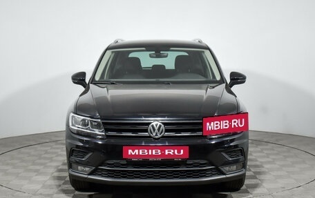 Volkswagen Tiguan II, 2018 год, 1 899 000 рублей, 2 фотография