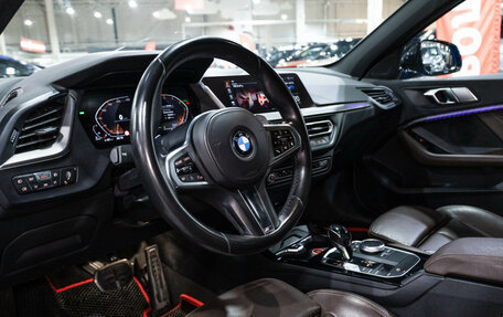 BMW 1 серия, 2020 год, 2 850 000 рублей, 18 фотография
