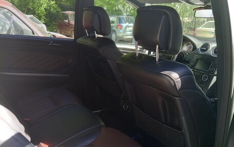 Mercedes-Benz GL-Класс, 2011 год, 2 850 000 рублей, 16 фотография