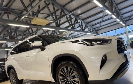 Toyota Highlander, 2026 год, 5 199 000 рублей, 16 фотография