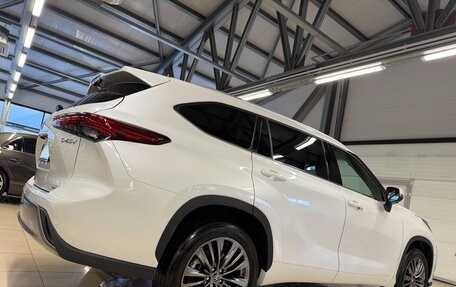 Toyota Highlander, 2026 год, 5 199 000 рублей, 17 фотография