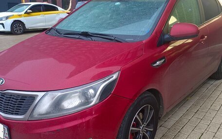 KIA Rio III рестайлинг, 2014 год, 650 000 рублей, 2 фотография