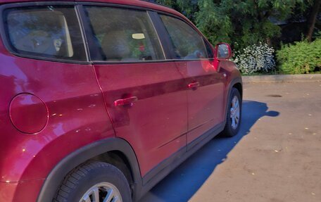 Chevrolet Orlando I, 2011 год, 750 000 рублей, 2 фотография
