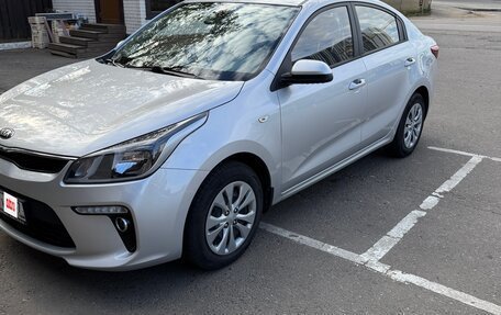KIA Rio IV, 2020 год, 1 600 000 рублей, 2 фотография
