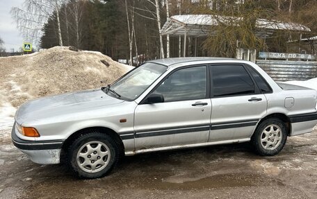 Mitsubishi Galant VIII, 1989 год, 120 000 рублей, 3 фотография