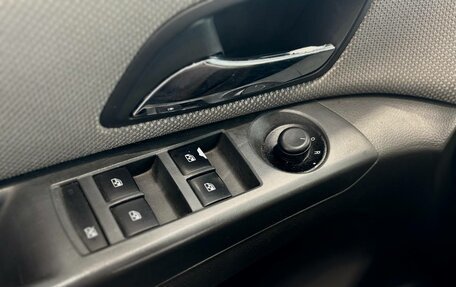 Chevrolet Cruze II, 2010 год, 397 660 рублей, 23 фотография