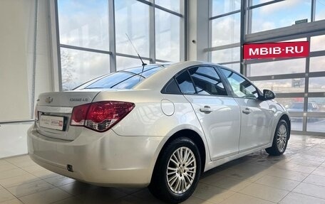 Chevrolet Cruze II, 2010 год, 397 660 рублей, 5 фотография