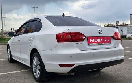 Volkswagen Jetta VI, 2013 год, 750 000 рублей, 5 фотография