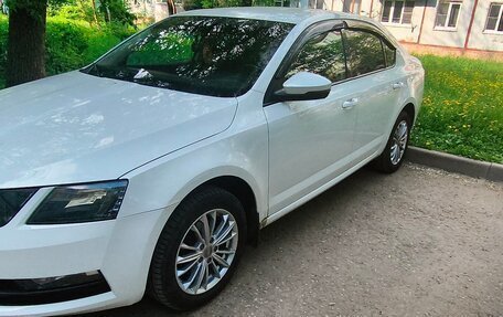 Skoda Octavia, 2019 год, 1 100 000 рублей, 3 фотография