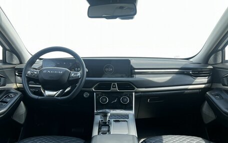 CheryExeed TXL, 2022 год, 2 600 000 рублей, 15 фотография