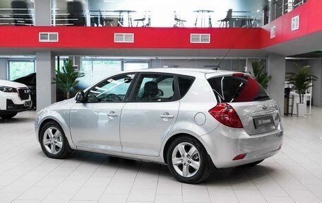KIA cee'd I рестайлинг, 2008 год, 545 000 рублей, 2 фотография
