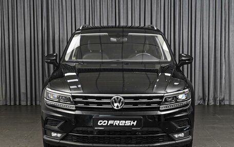 Volkswagen Tiguan II, 2018 год, 2 332 000 рублей, 3 фотография