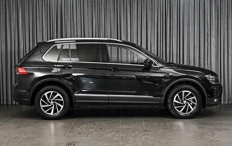 Volkswagen Tiguan II, 2018 год, 2 332 000 рублей, 5 фотография