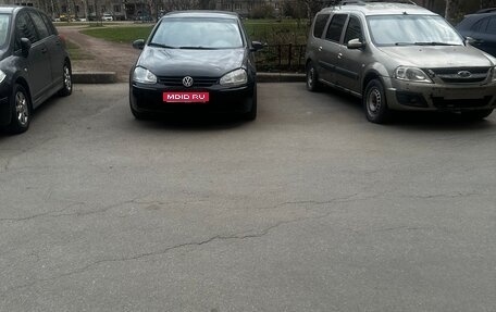 Volkswagen Golf V, 2004 год, 470 000 рублей, 1 фотография