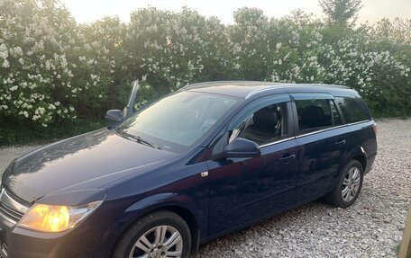 Opel Astra H, 2011 год, 800 000 рублей, 1 фотография