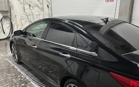 Hyundai Sonata VI, 2012 год, 920 000 рублей, 1 фотография