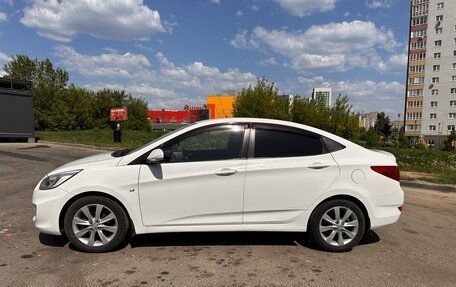 Hyundai Solaris II рестайлинг, 2013 год, 700 000 рублей, 5 фотография