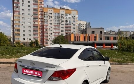 Hyundai Solaris II рестайлинг, 2013 год, 700 000 рублей, 6 фотография