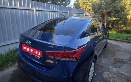 Hyundai Solaris II рестайлинг, 2022 год, 1 750 000 рублей, 5 фотография