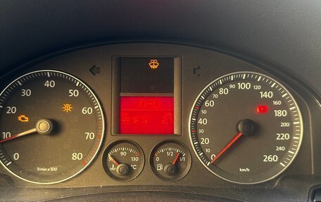 Volkswagen Golf V, 2004 год, 470 000 рублей, 8 фотография