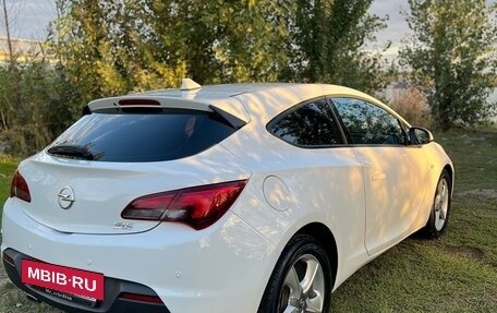 Opel Astra J, 2012 год, 890 000 рублей, 3 фотография