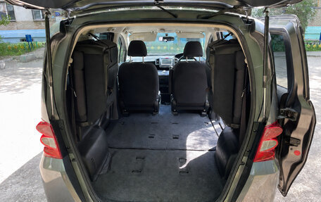 Honda Freed I, 2010 год, 930 000 рублей, 8 фотография