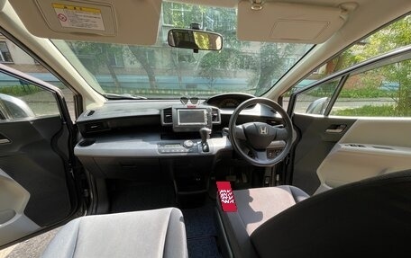Honda Freed I, 2010 год, 930 000 рублей, 13 фотография