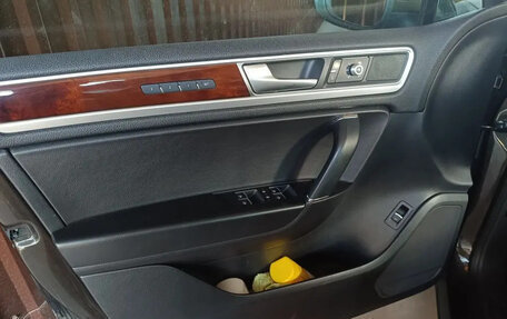 Volkswagen Touareg III, 2016 год, 3 200 000 рублей, 9 фотография