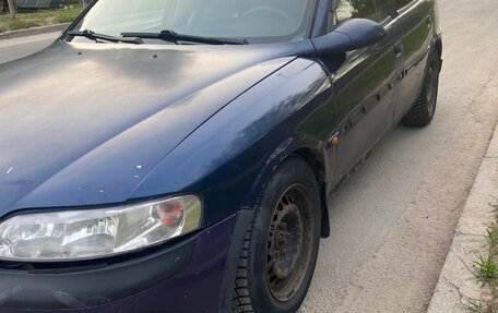 Opel Vectra B рестайлинг, 1998 год, 210 000 рублей, 3 фотография