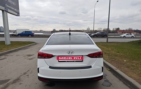 Hyundai Solaris II рестайлинг, 2021 год, 1 100 000 рублей, 6 фотография