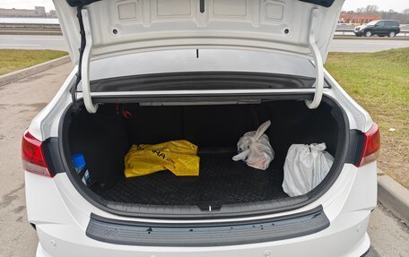 Hyundai Solaris II рестайлинг, 2021 год, 1 100 000 рублей, 9 фотография