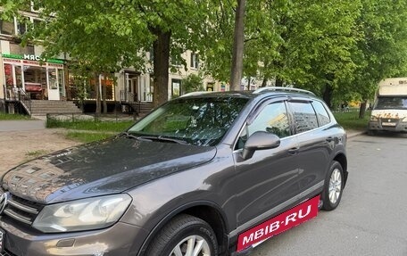 Volkswagen Touareg III, 2012 год, 1 500 000 рублей, 2 фотография