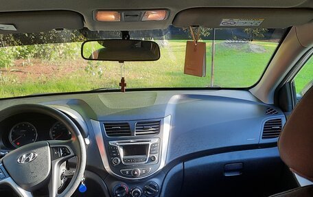 Hyundai Solaris II рестайлинг, 2014 год, 950 000 рублей, 8 фотография