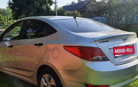 Hyundai Solaris II рестайлинг, 2014 год, 950 000 рублей, 5 фотография