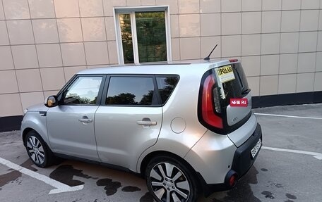 KIA Soul II рестайлинг, 2015 год, 880 000 рублей, 6 фотография