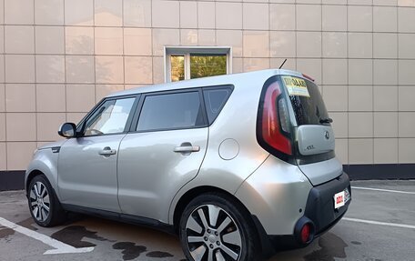 KIA Soul II рестайлинг, 2015 год, 880 000 рублей, 7 фотография