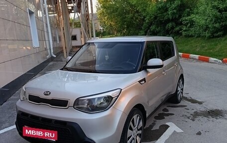 KIA Soul II рестайлинг, 2015 год, 880 000 рублей, 2 фотография