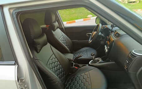 KIA Soul II рестайлинг, 2015 год, 880 000 рублей, 29 фотография