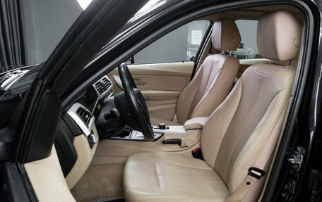 BMW 3 серия, 2014 год, 1 872 000 рублей, 15 фотография