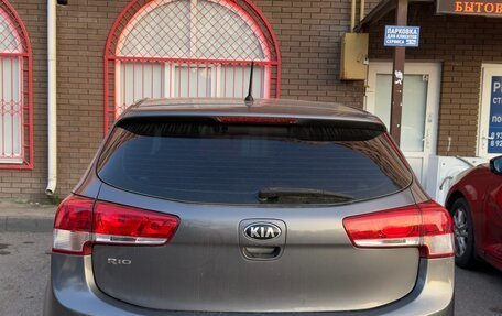 KIA Rio III рестайлинг, 2015 год, 900 000 рублей, 2 фотография