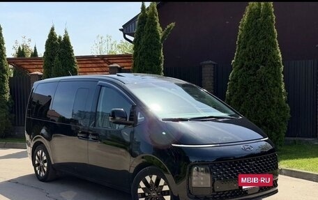 Hyundai Staria, 2022 год, 5 200 000 рублей, 2 фотография