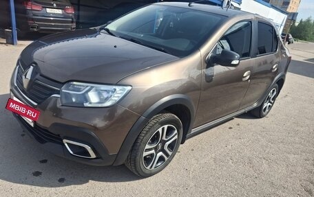 Renault Logan II, 2021 год, 900 000 рублей, 6 фотография