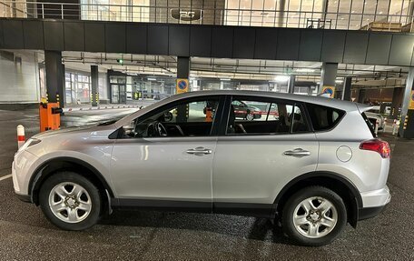 Toyota RAV4, 2018 год, 2 099 000 рублей, 2 фотография