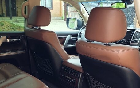 Toyota Land Cruiser 200, 2015 год, 3 950 000 рублей, 4 фотография