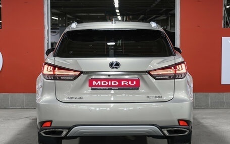 Lexus RX IV рестайлинг, 2022 год, 5 998 000 рублей, 7 фотография