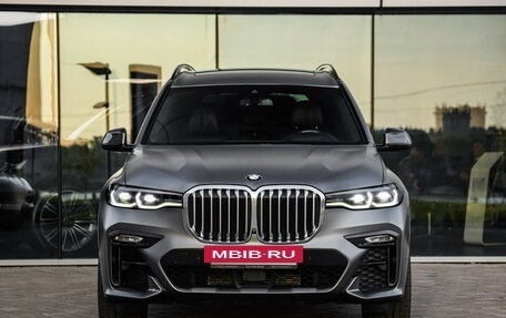 BMW X7, 2021 год, 6 990 000 рублей, 4 фотография
