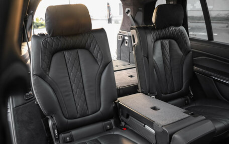 BMW X7, 2021 год, 6 990 000 рублей, 31 фотография